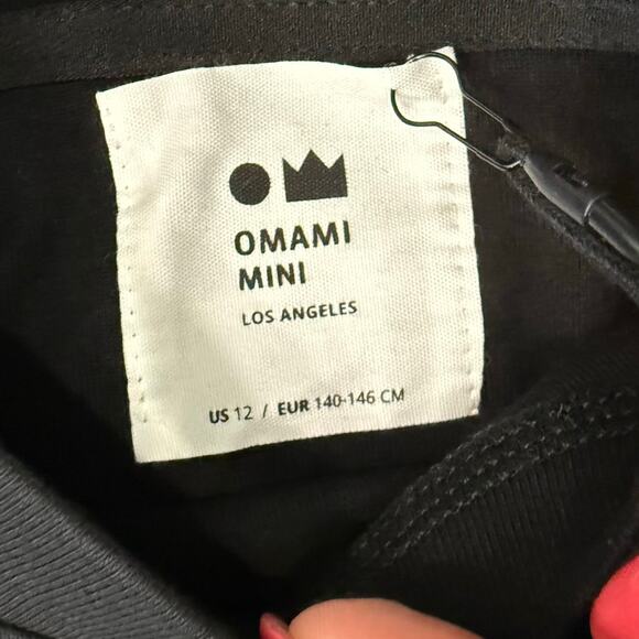 Omami Mini Light Always Wins Black Embroidered Kids T-Shirt size 12 NEW Tags - Picture 5 of 8